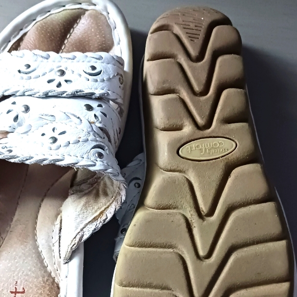 Strictly Comfort sandal - Picture 8 of 8